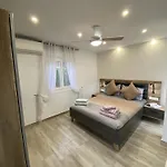 Luxury -jacuzzi, Heated Pool, Stunning Views * Carraspite