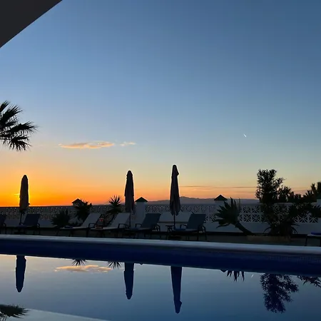 Luxury -jacuzzi, Heated Pool, Stunning Views * Carraspite