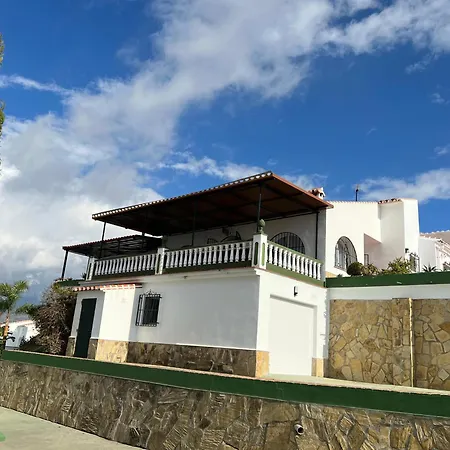 Luxury -jacuzzi, Heated Pool, Stunning Views Villa