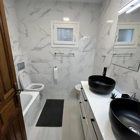 Luxury -jacuzzi, Heated Pool, Stunning Views *