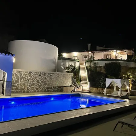 Luxury -jacuzzi, Heated Pool, Stunning Views *