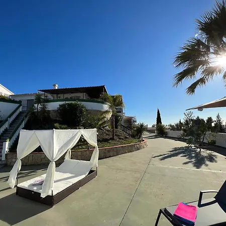 Luxury -jacuzzi, Heated Pool, Stunning Views Willa