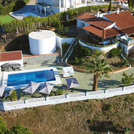 Villa Luxury -jacuzzi, Heated Pool, Stunning Views Carraspite