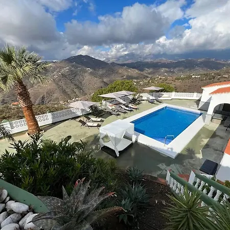 Luxury -jacuzzi, Heated Pool, Stunning Views *